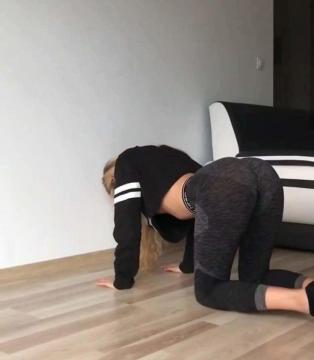 InaYoga aus Zuid-Holland,Niederlande